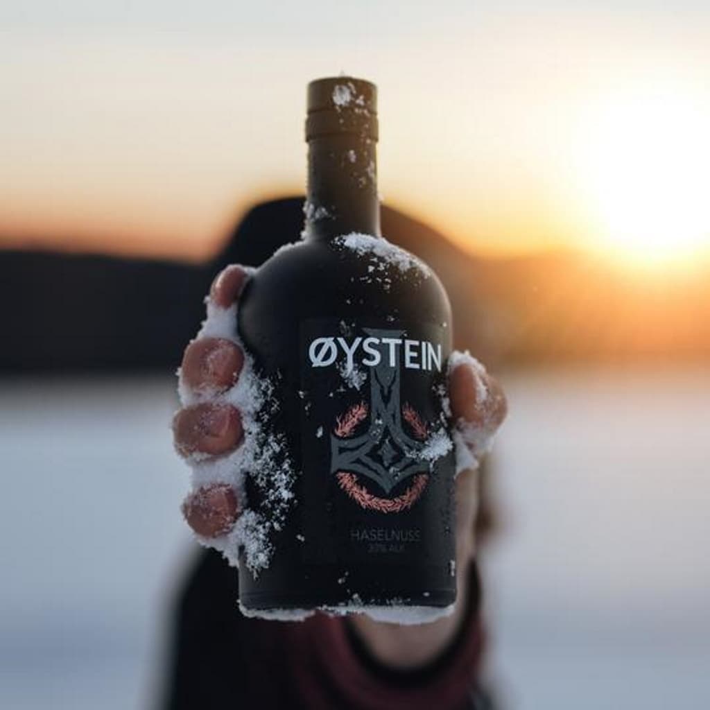 Øystein Haselnuss Flasche